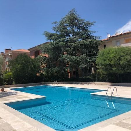 Belle Residence Au Centre De Saint Tropez Avec Piscine Et Garage ภายนอก รูปภาพ
